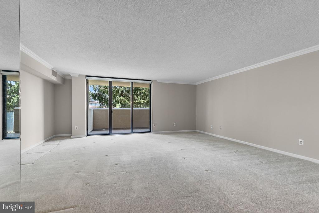 1101 S Arlington Ridge Rd #214