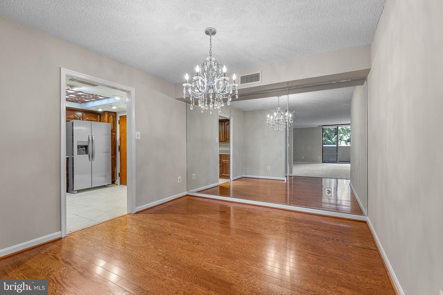 1101 S Arlington Ridge Rd #214