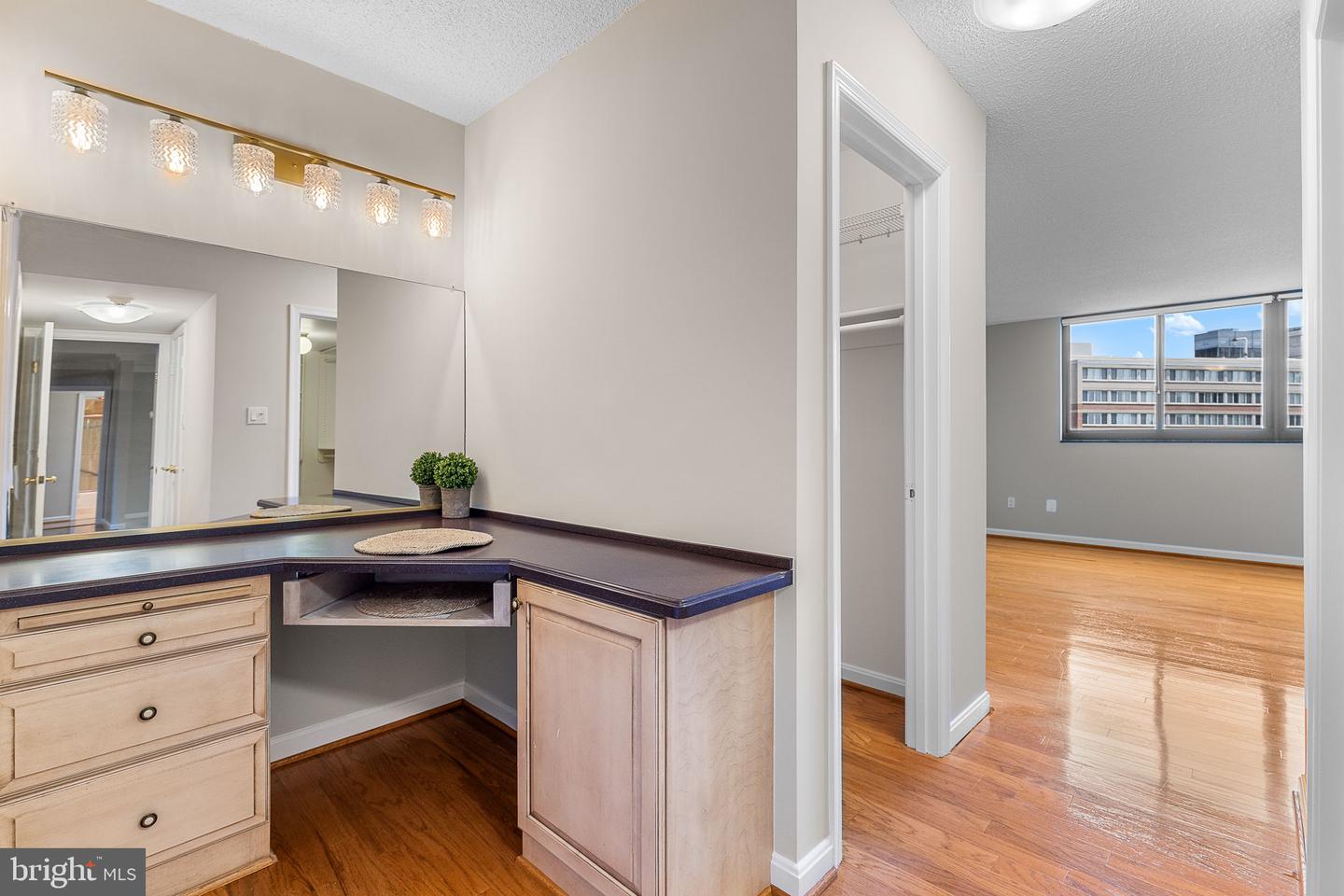 1101 S Arlington Ridge Rd #214