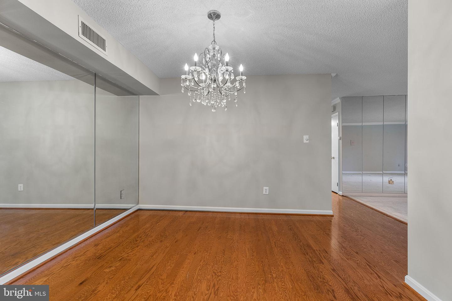1101 S Arlington Ridge Rd #214