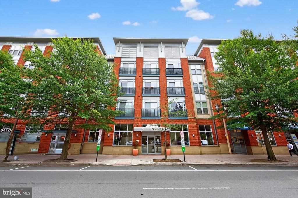 1800 WILSON BOULEVARD 449
