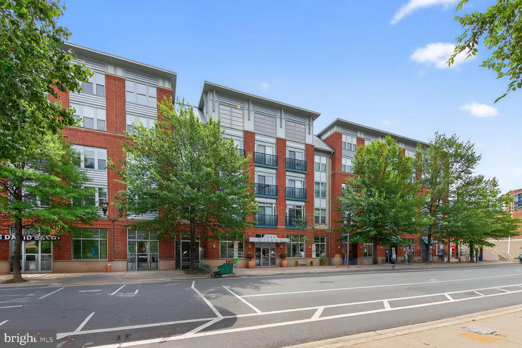 1800 WILSON BOULEVARD 449