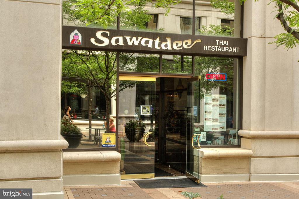 1800 WILSON BOULEVARD 449