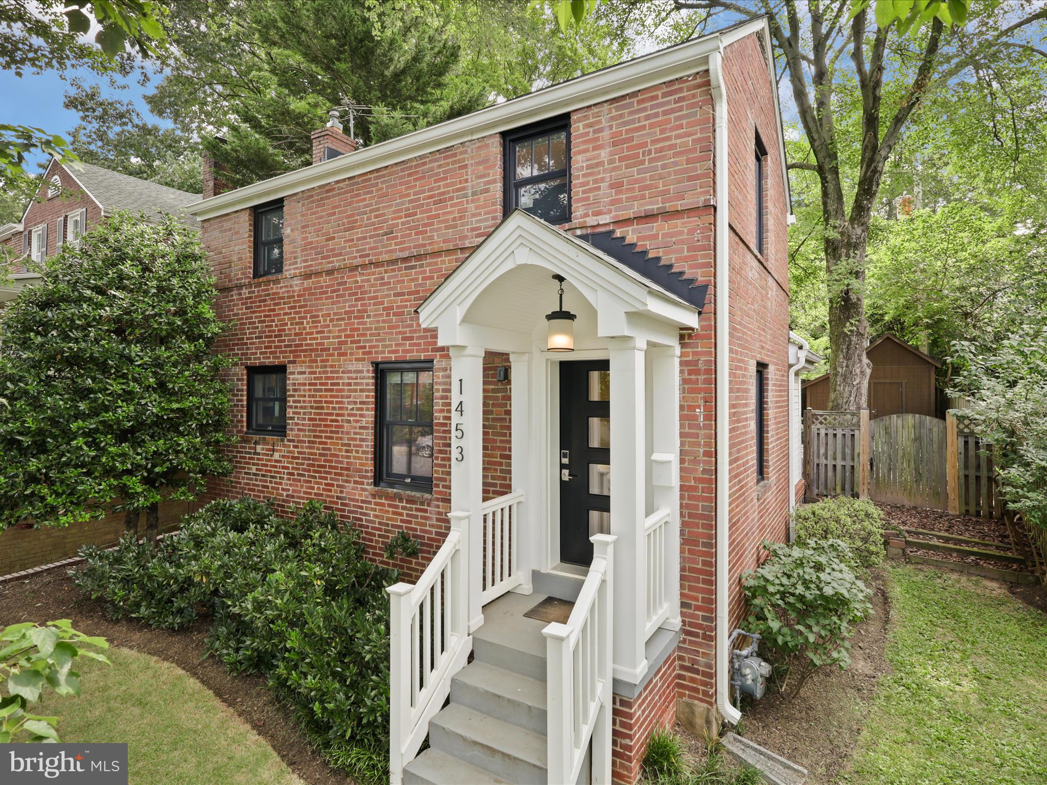 1453 N LONGFELLOW STREET