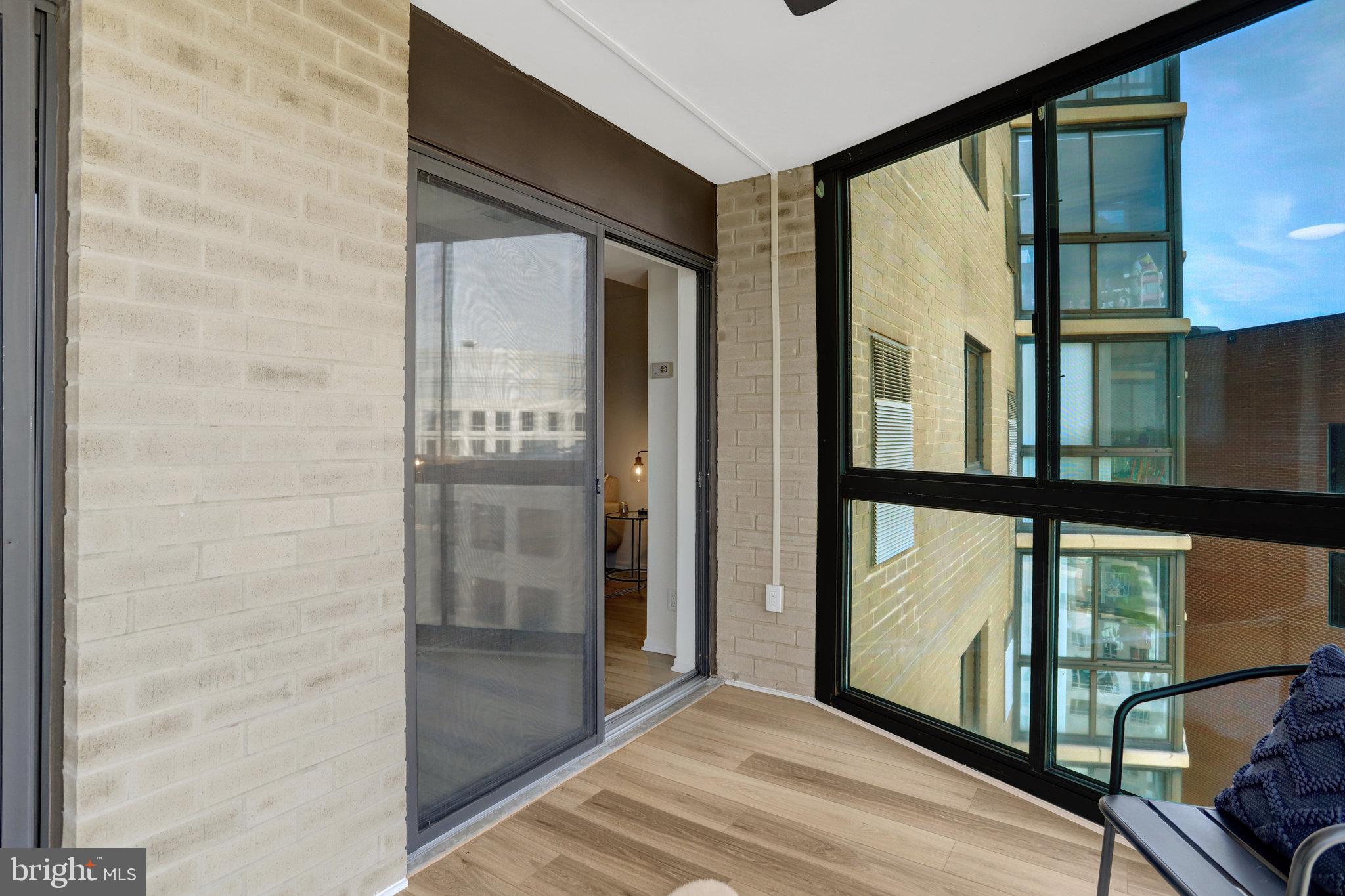 900 N Stafford St #1815