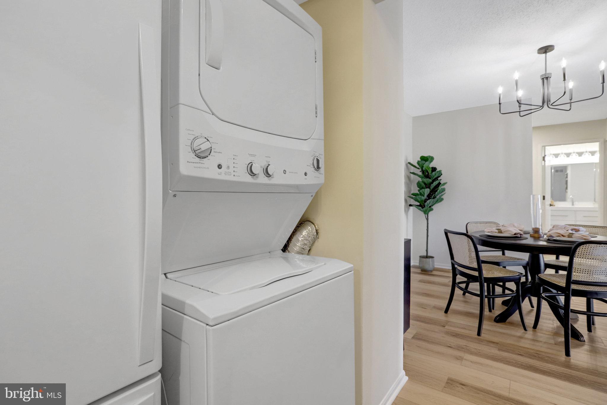 900 N Stafford St #1815