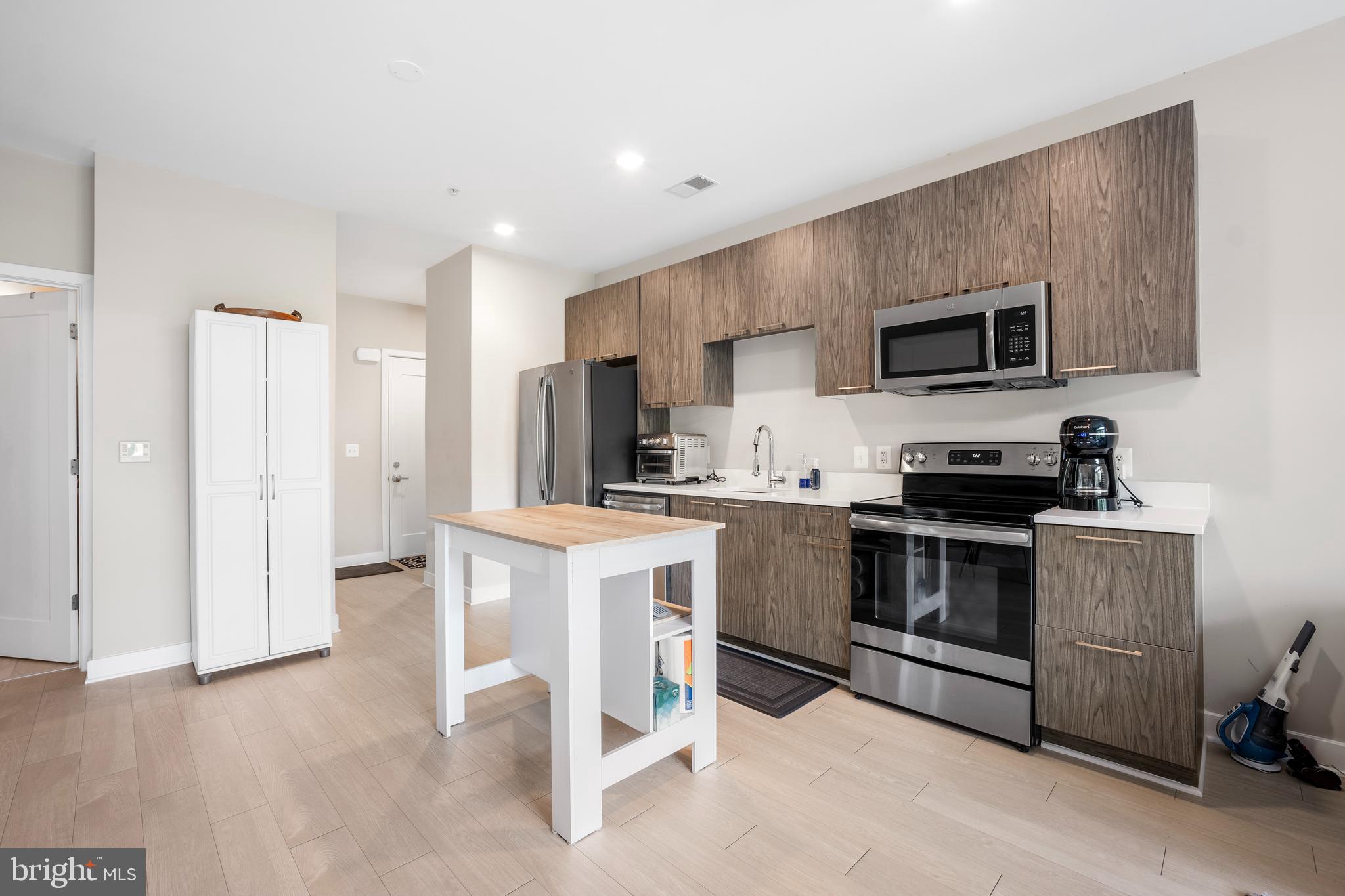 989 S BUCHANAN STREET 311