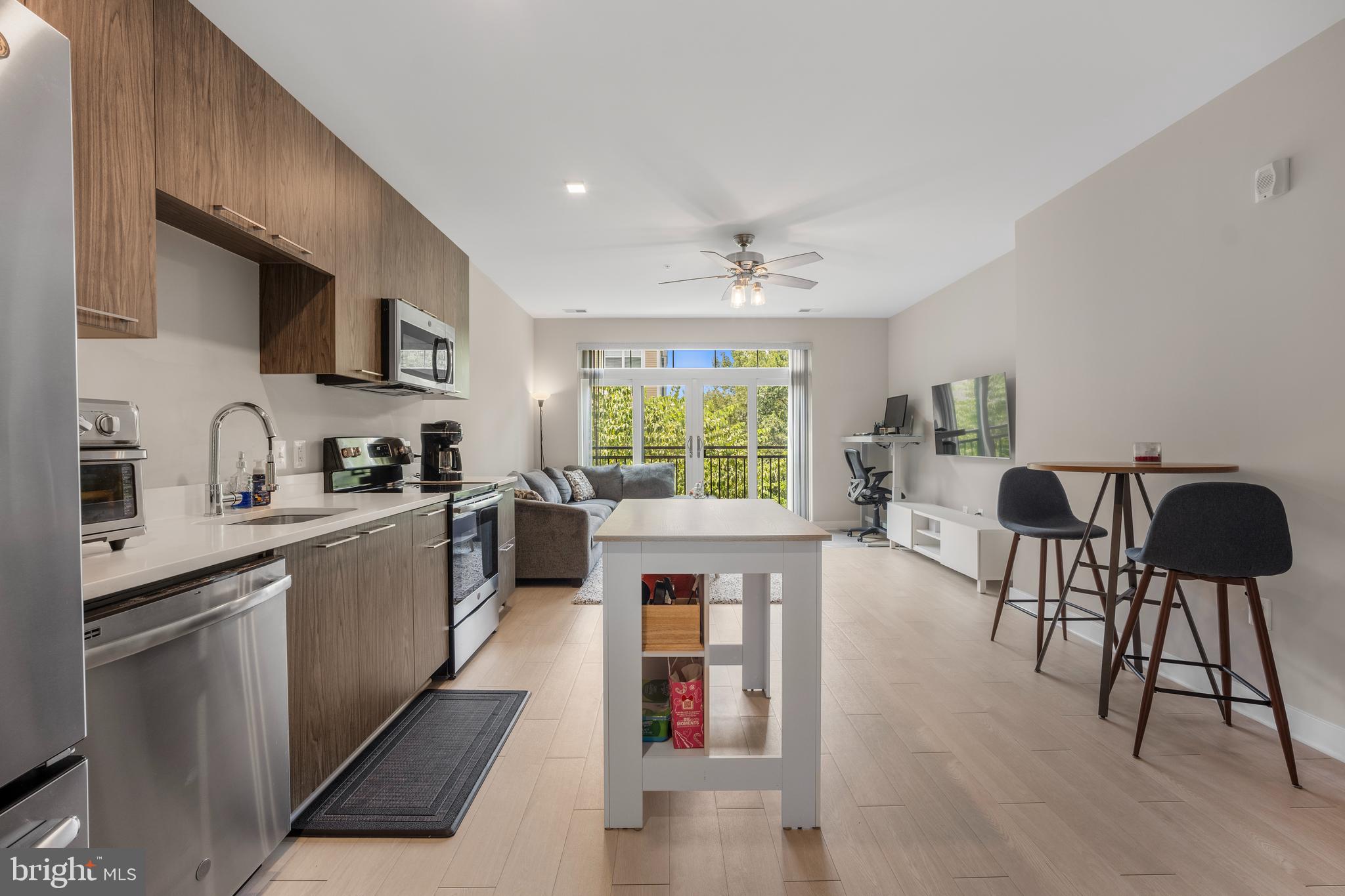 989 S BUCHANAN STREET 311