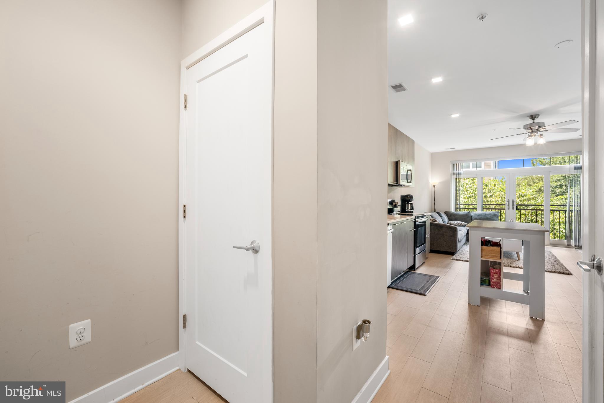 989 S BUCHANAN STREET 311