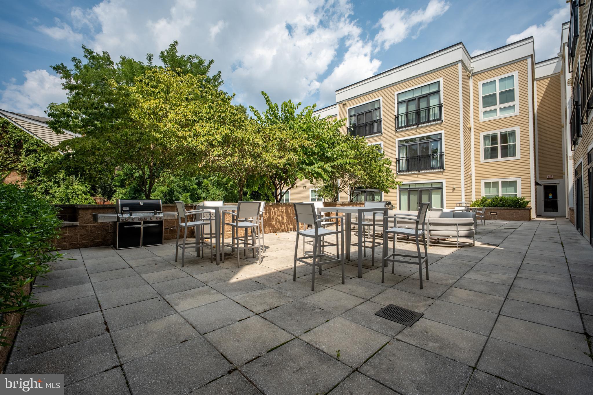 989 S BUCHANAN STREET 311