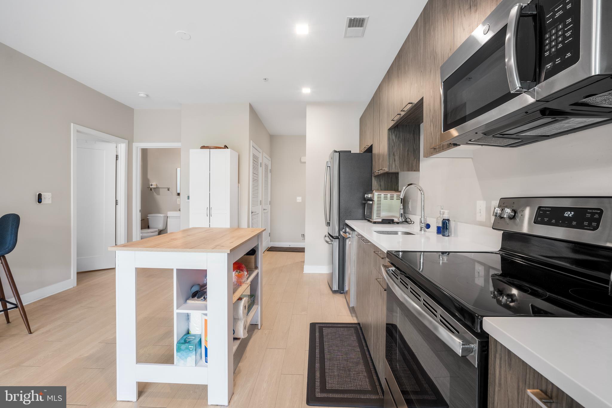 989 S BUCHANAN STREET 311