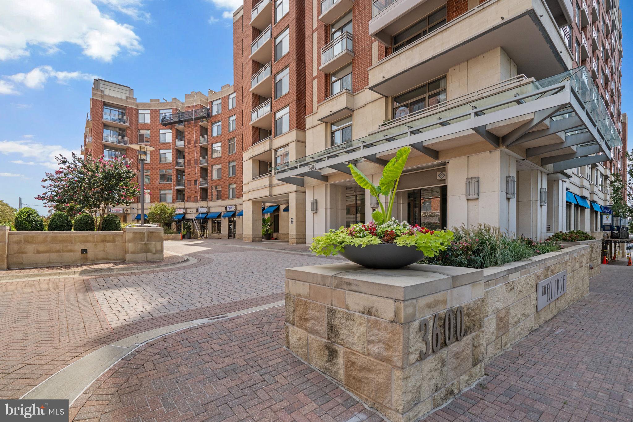 3600 S GLEBE RD #517W
