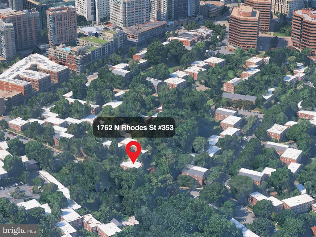 1762 N RHODES STREET 6-353