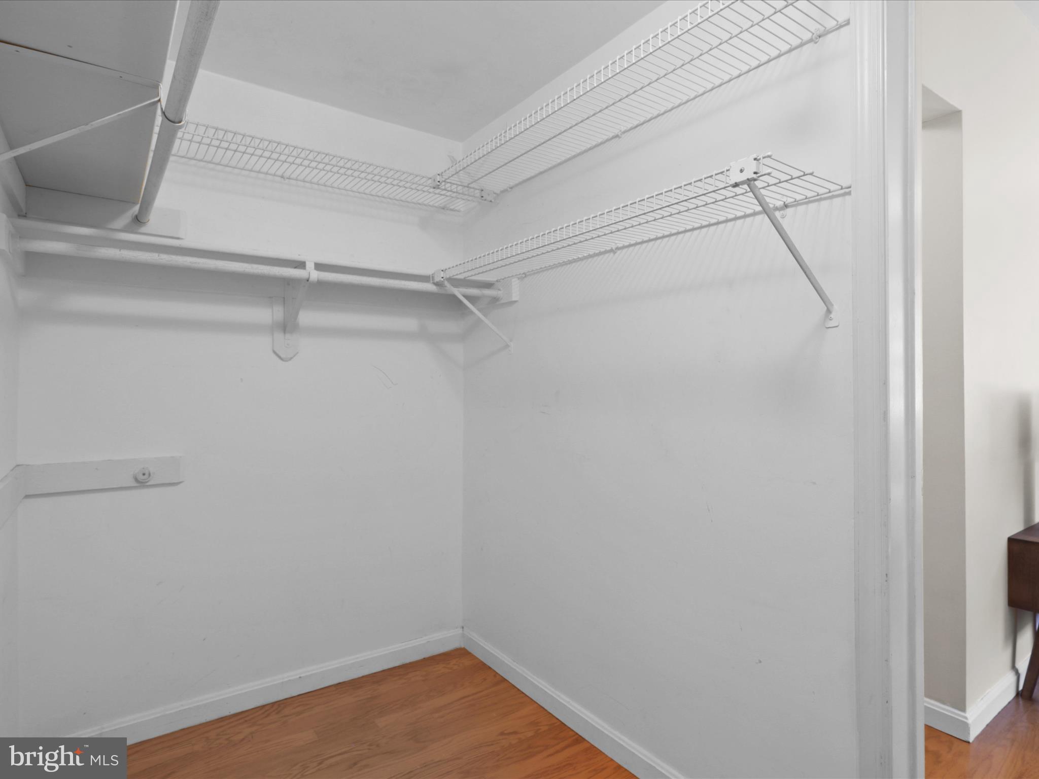 1762 N RHODES STREET 6-353