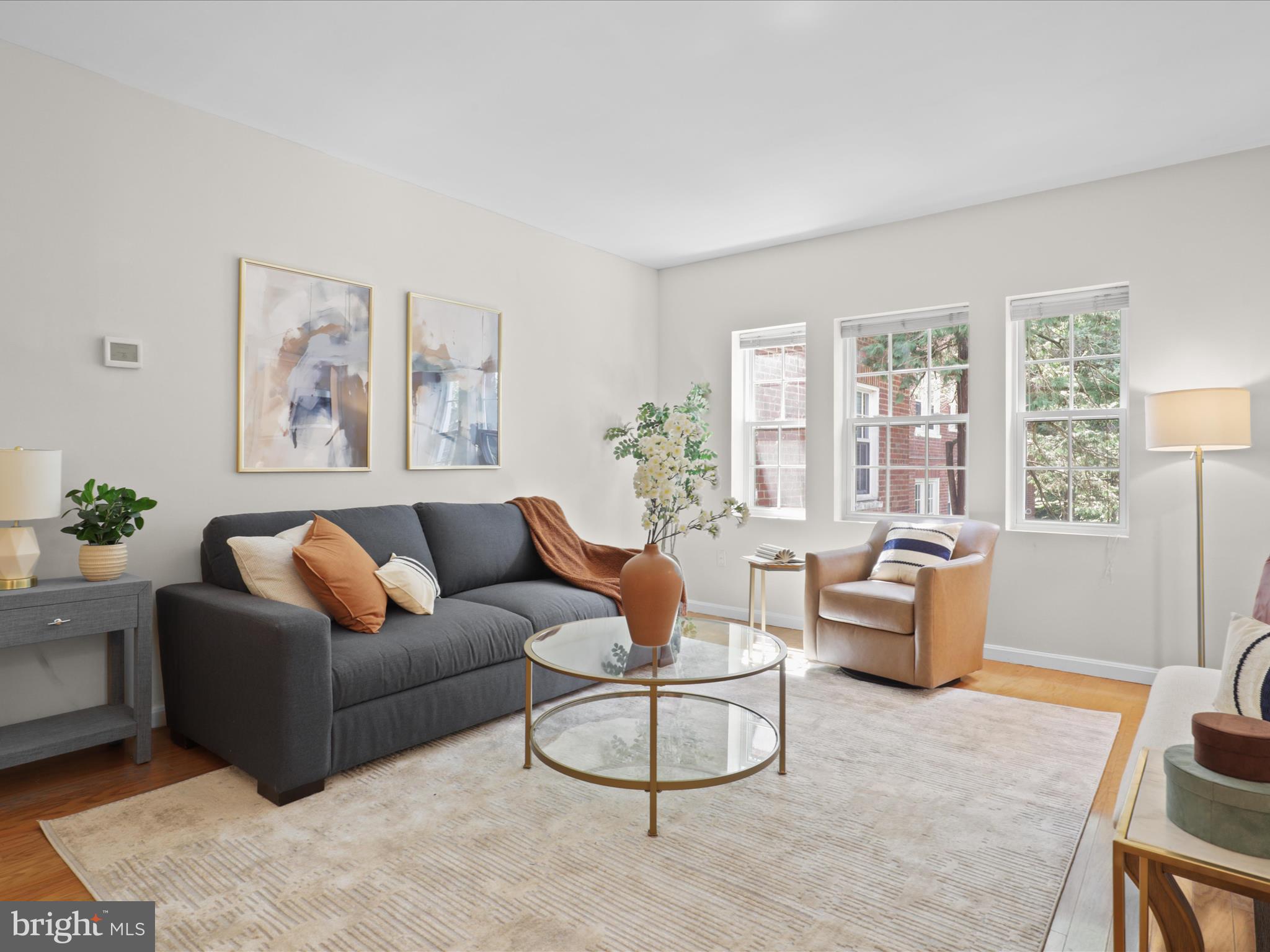 1762 N RHODES STREET 6-353