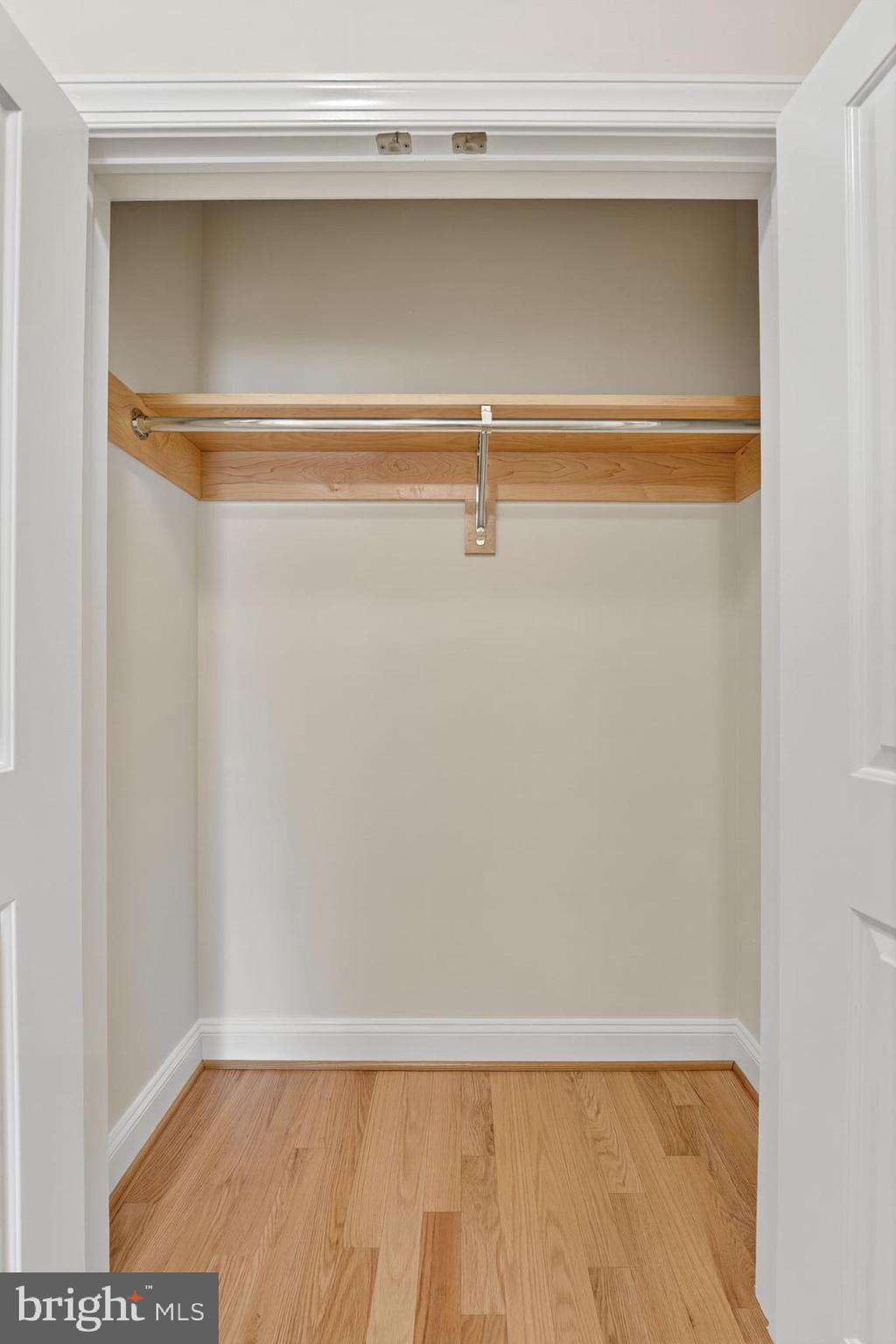 2828 N VAN BUREN STREET