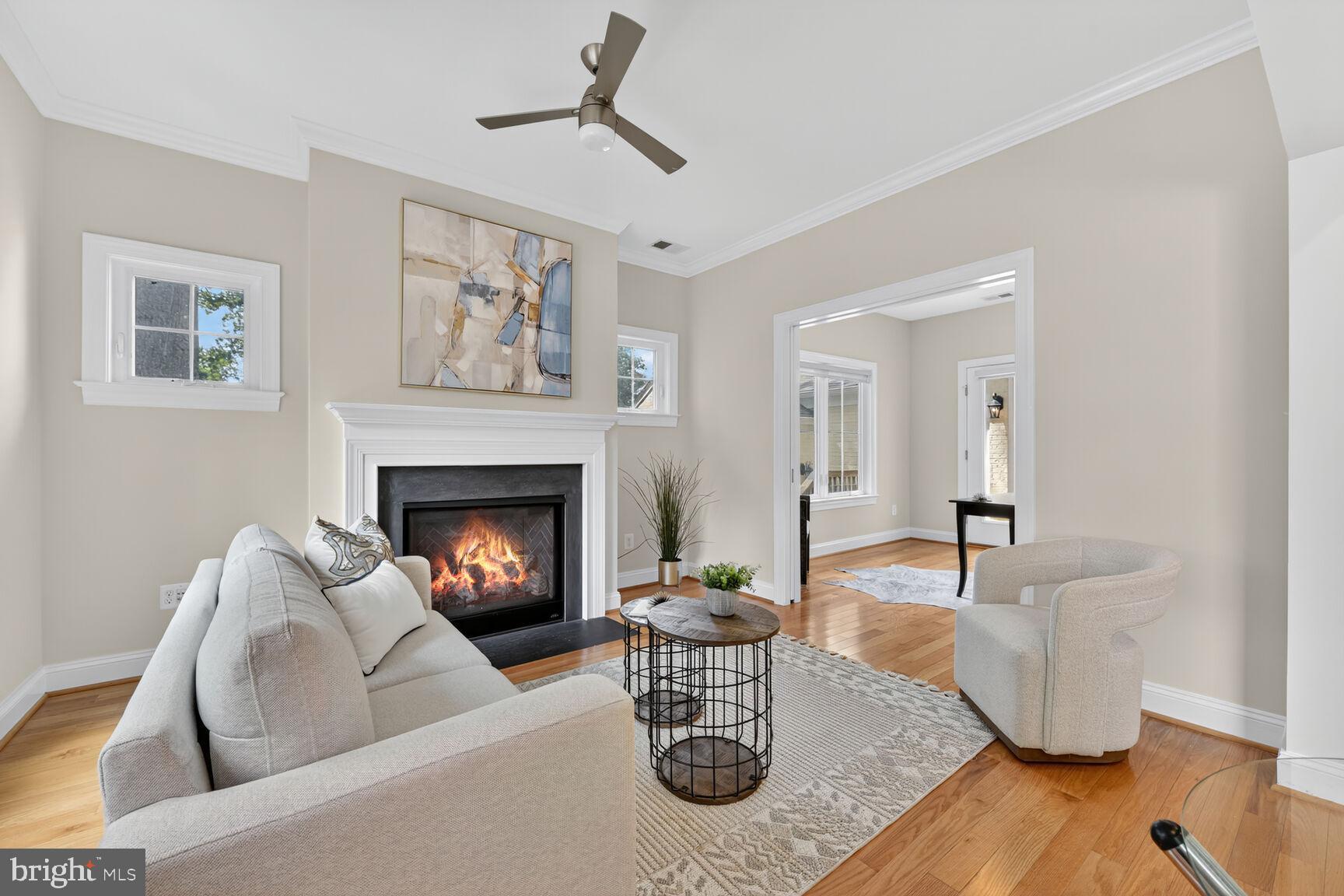 2828 N VAN BUREN STREET