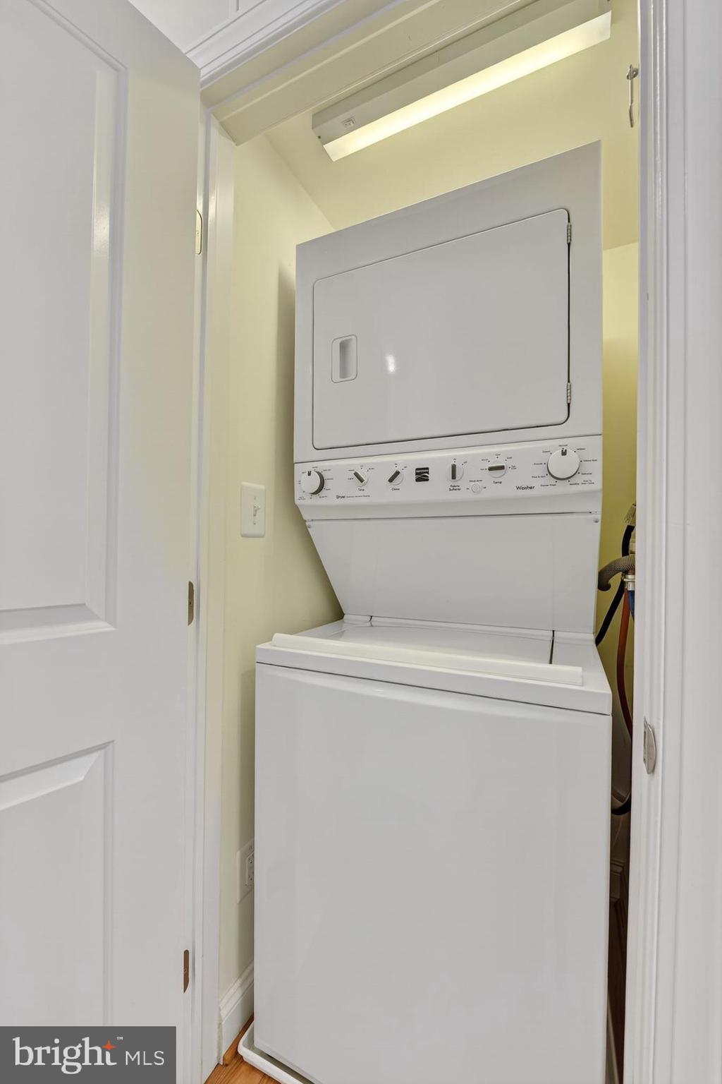 2828 N VAN BUREN STREET