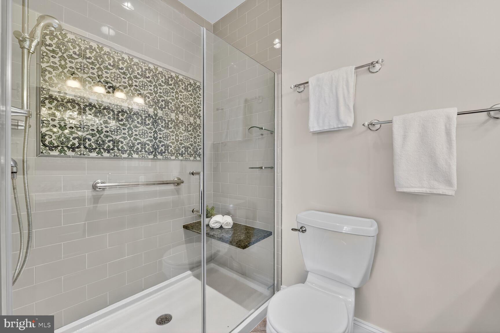 2828 N VAN BUREN STREET