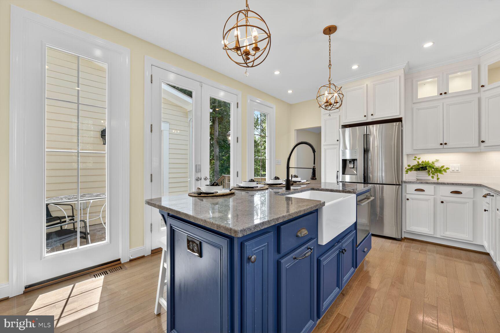 2828 N VAN BUREN STREET