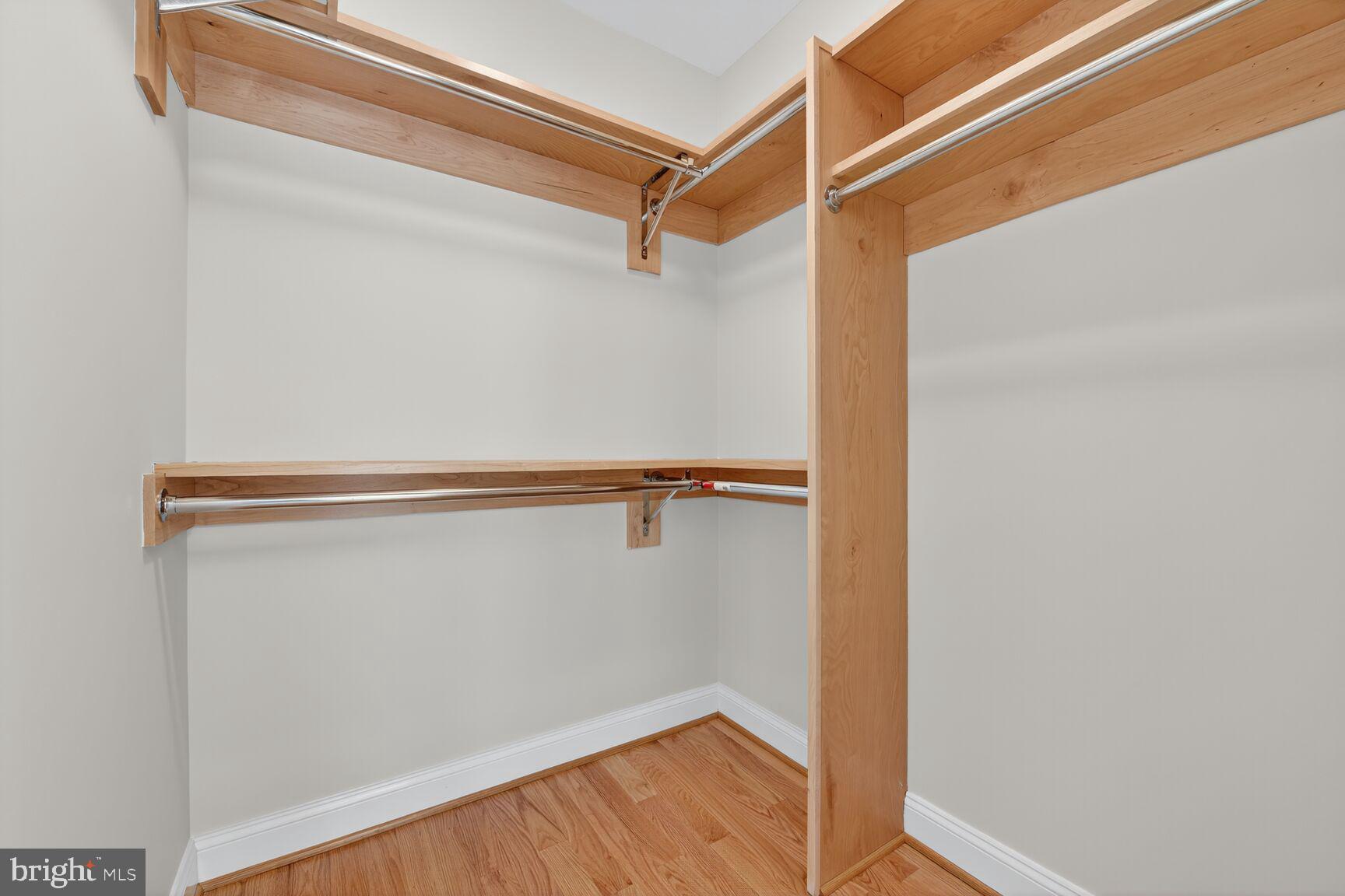 2828 N VAN BUREN STREET