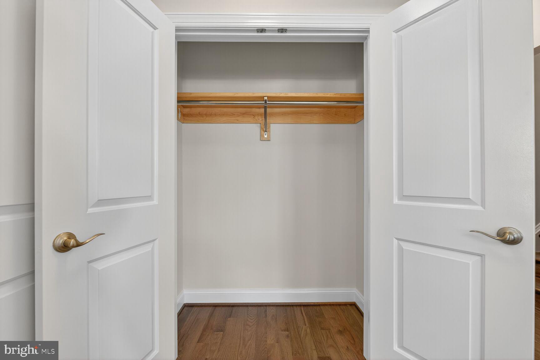 2828 N VAN BUREN STREET