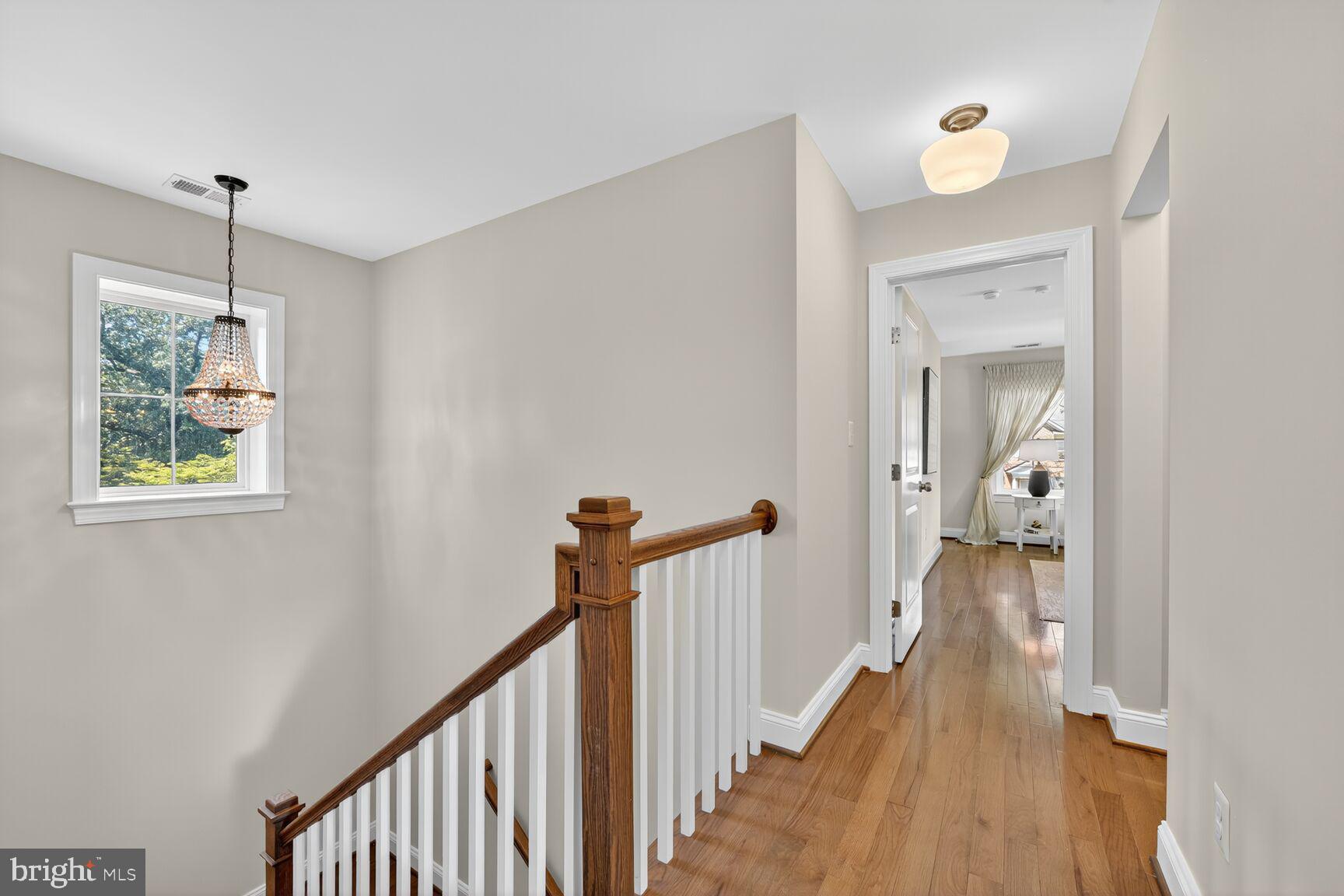 2828 N VAN BUREN STREET