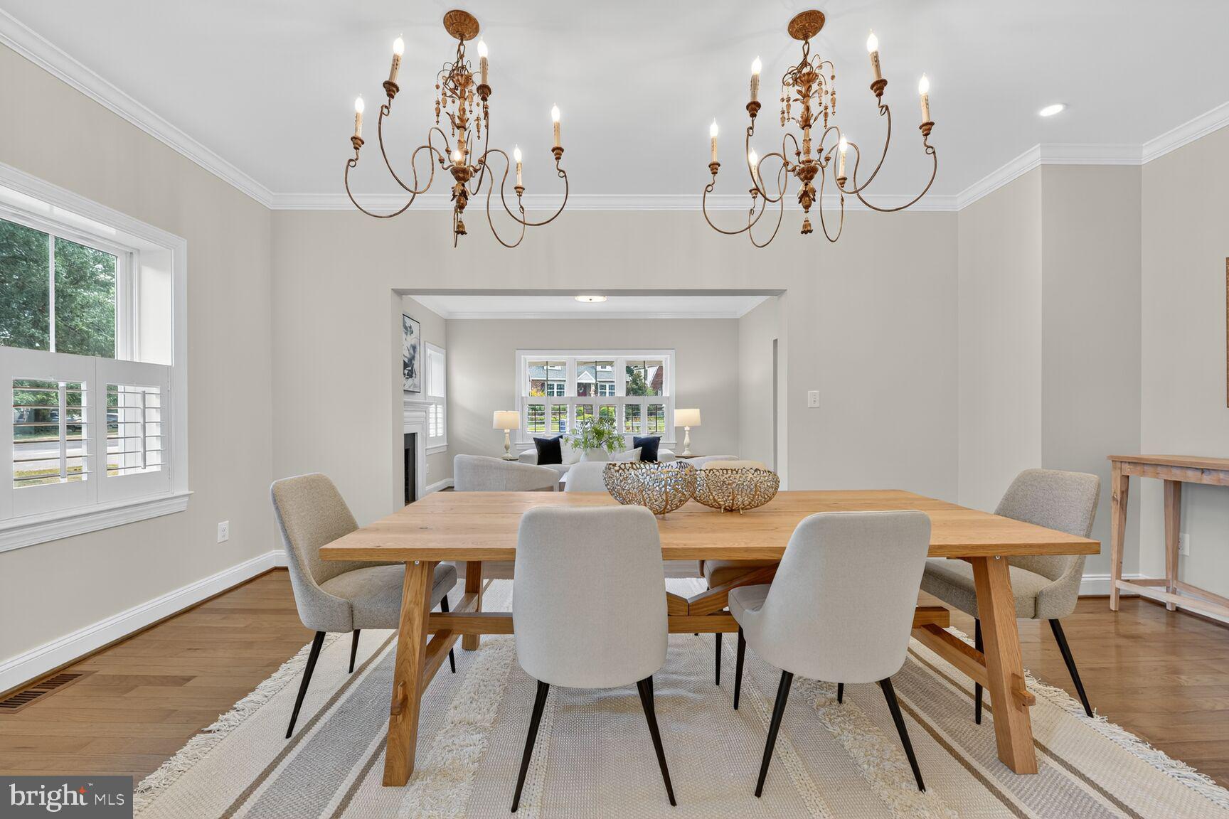 2828 N VAN BUREN STREET