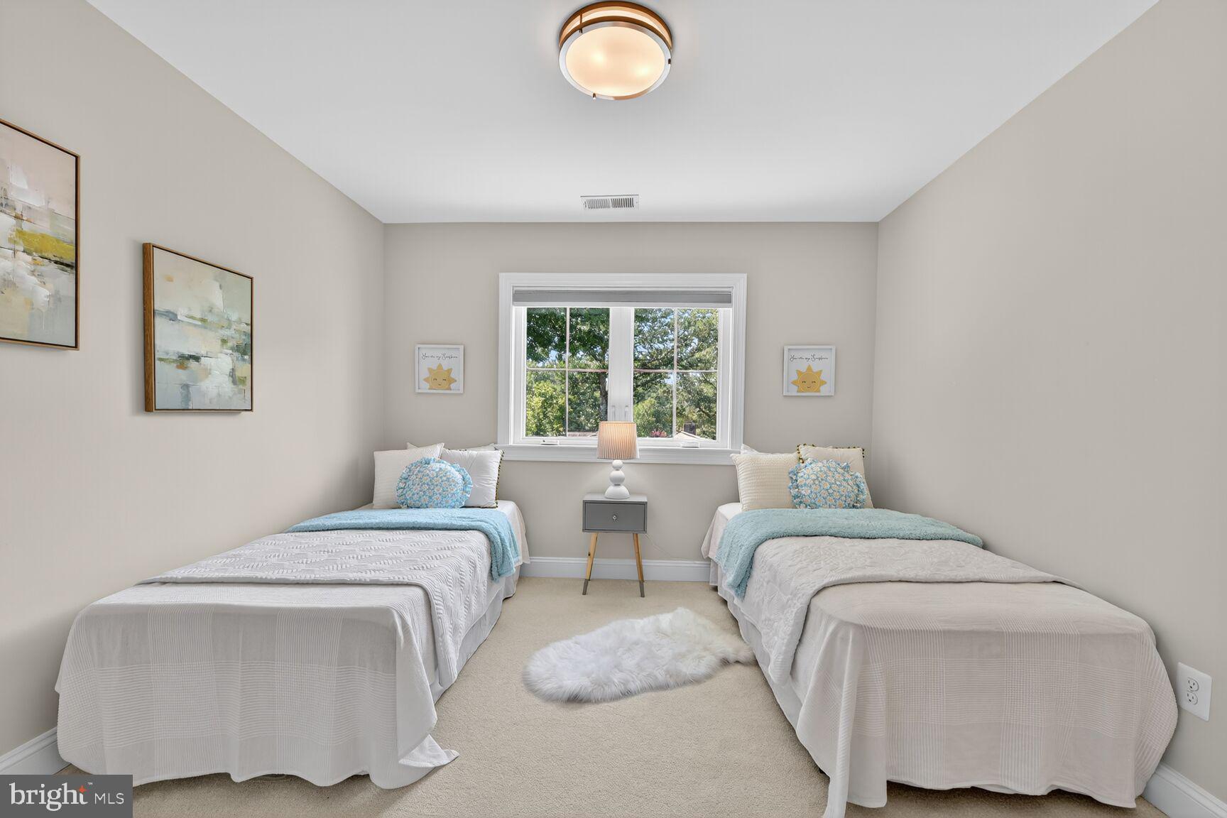 2828 N VAN BUREN STREET