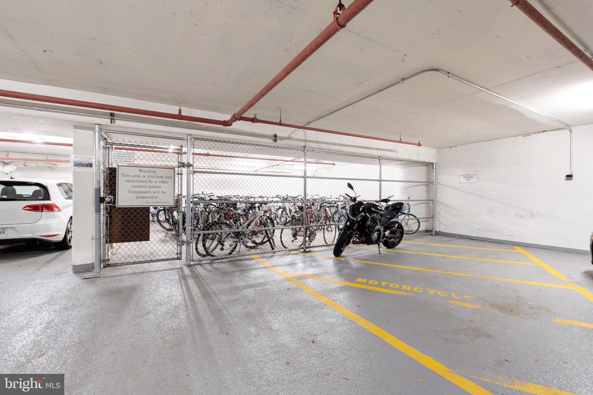 4141 N HENDERSON ROAD 805