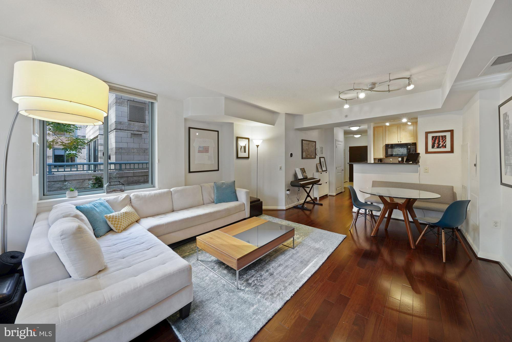 851 N GLEBE ROAD N 209