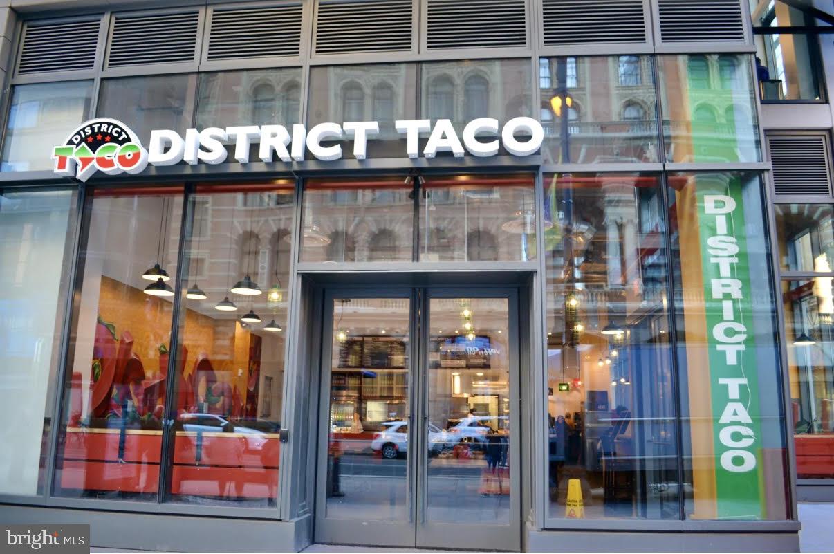 1600 N OAK STREET 1204