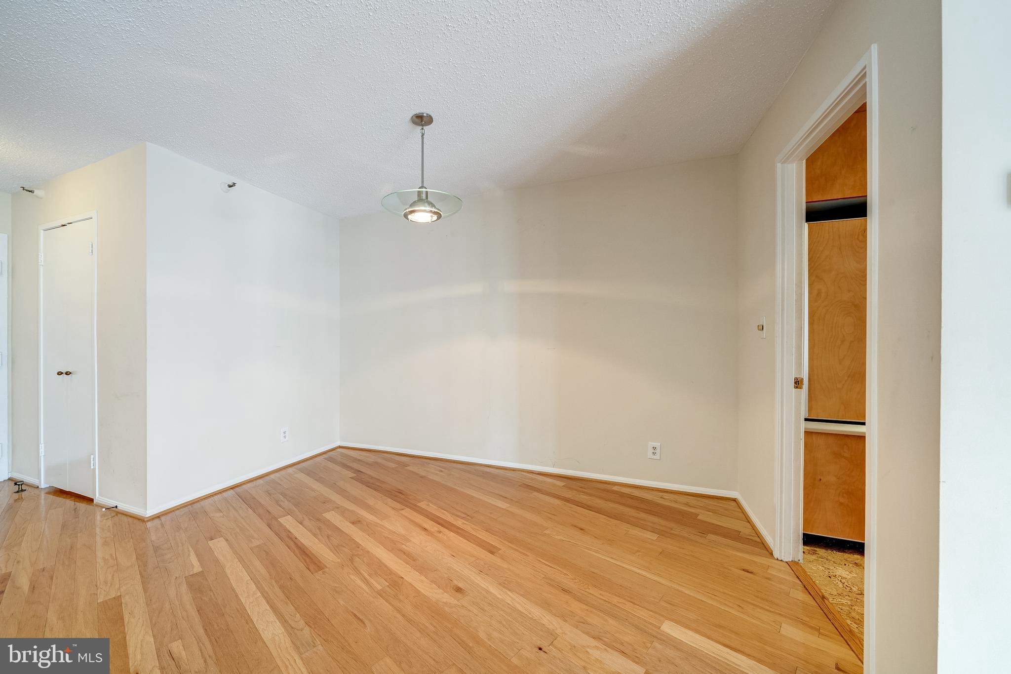 1600 N OAK STREET 1204