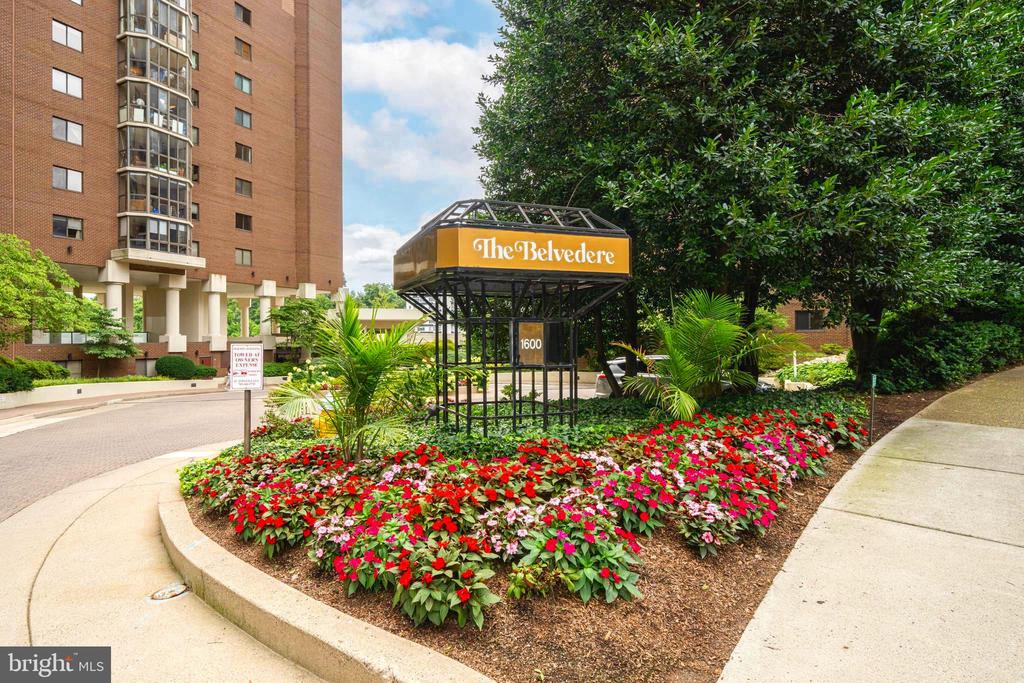 1600 N OAK STREET 1204