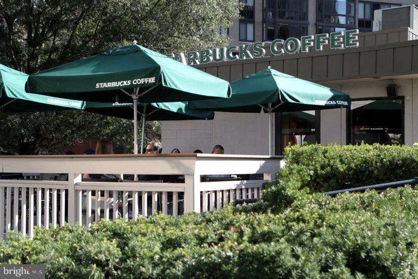 1600 N OAK STREET 1204