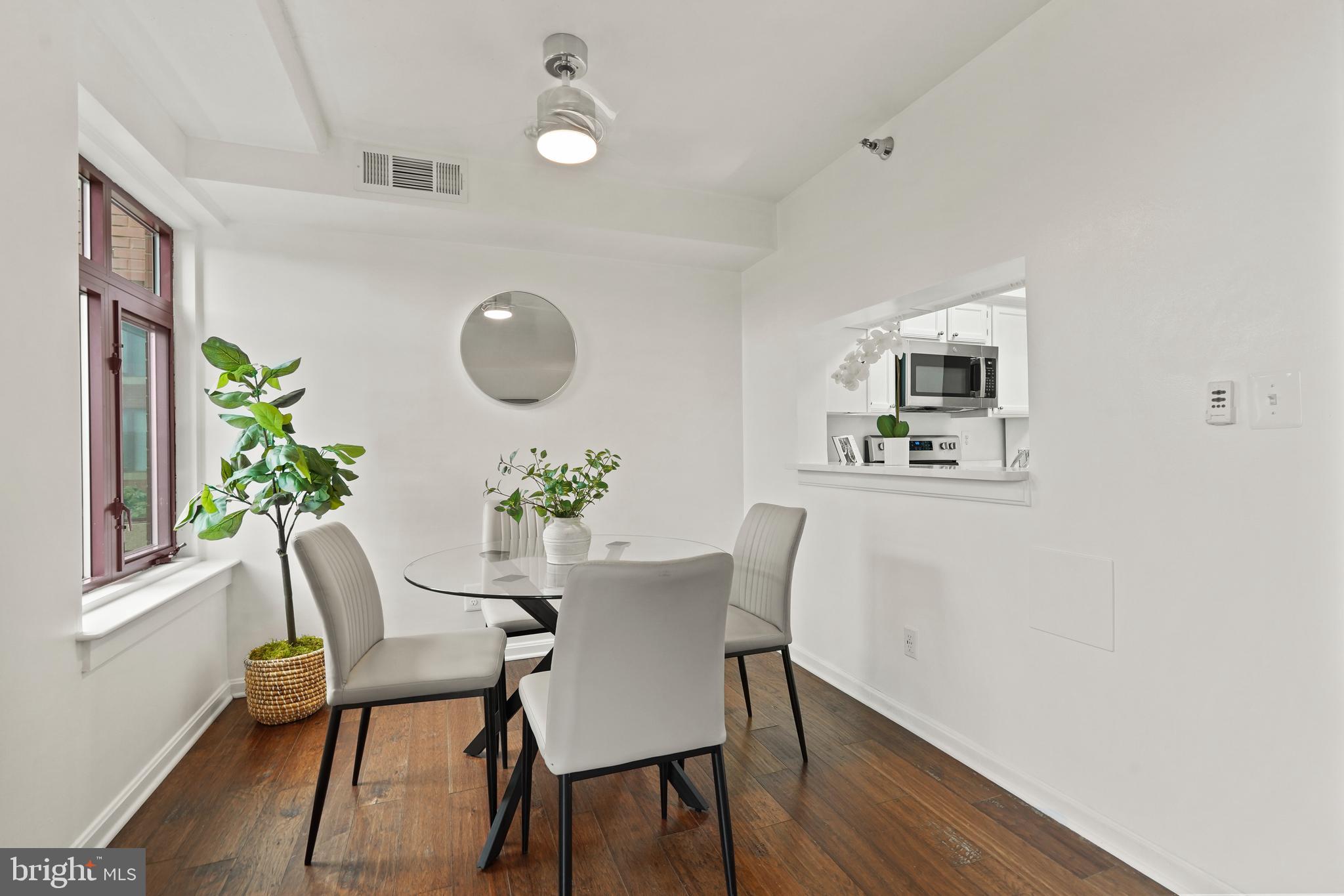 2400 CLARENDON BOULEVARD 614