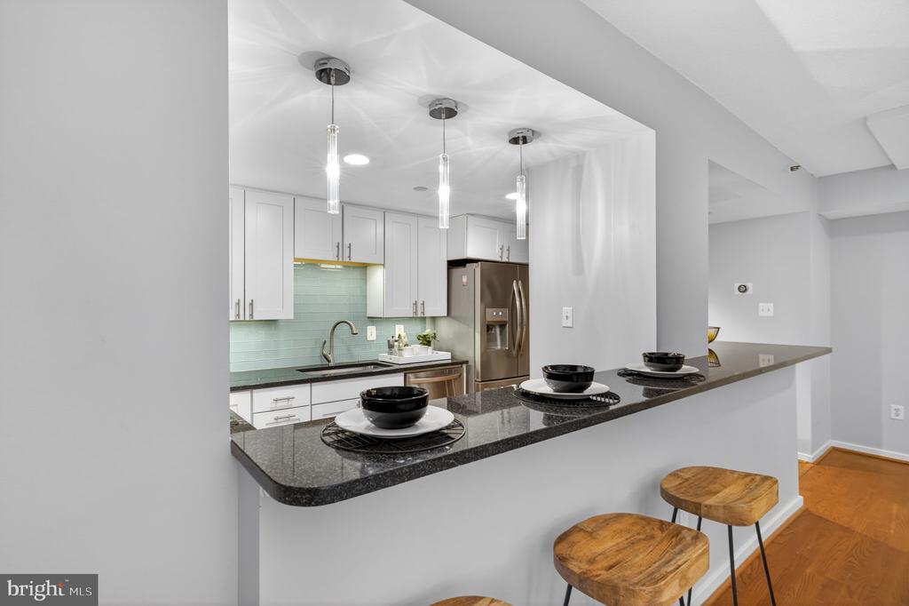 1530 KEY BOULEVARD 327