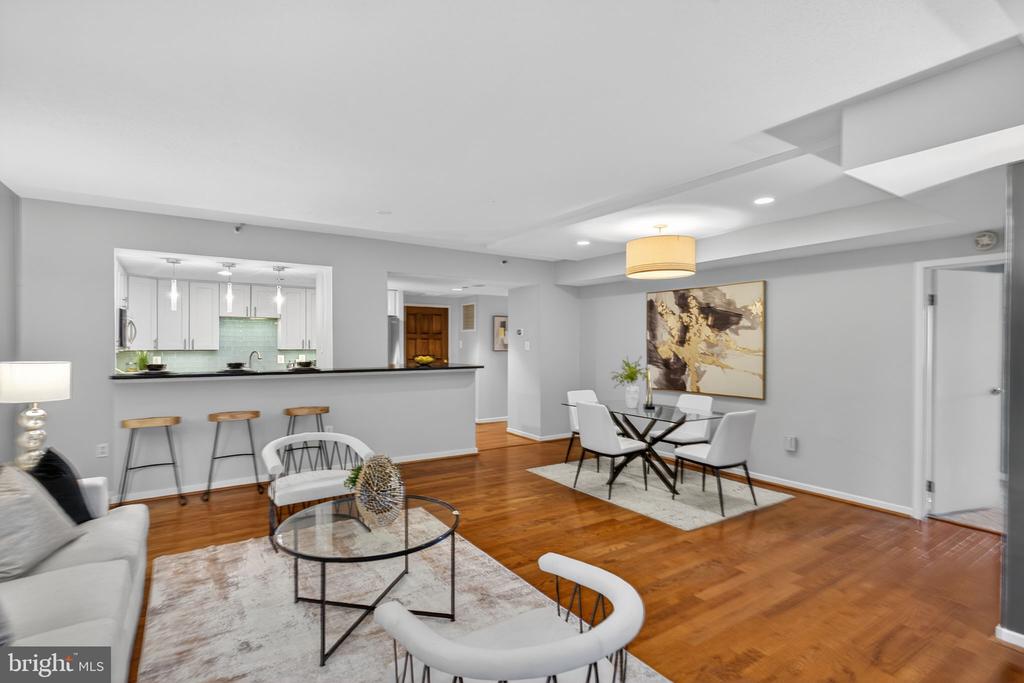 1530 KEY BOULEVARD 327