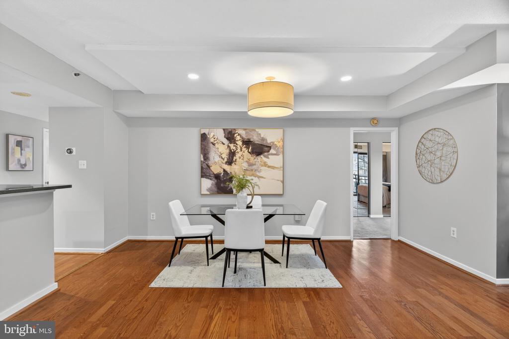 1530 KEY BOULEVARD 327