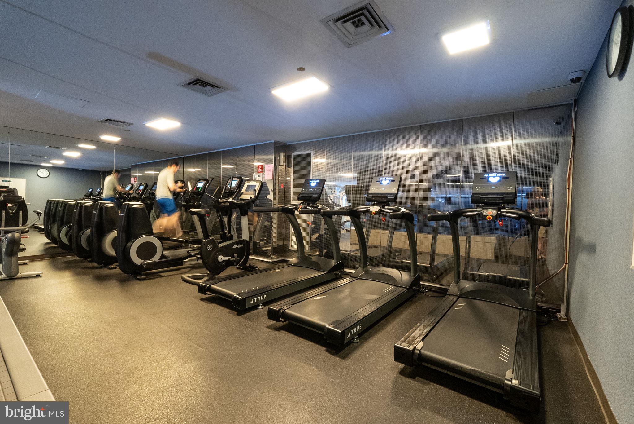 1530 KEY BOULEVARD 327