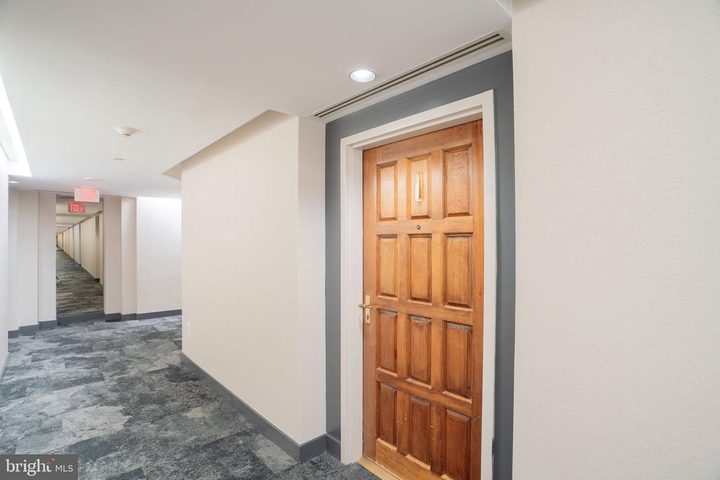 1530 KEY BOULEVARD 327