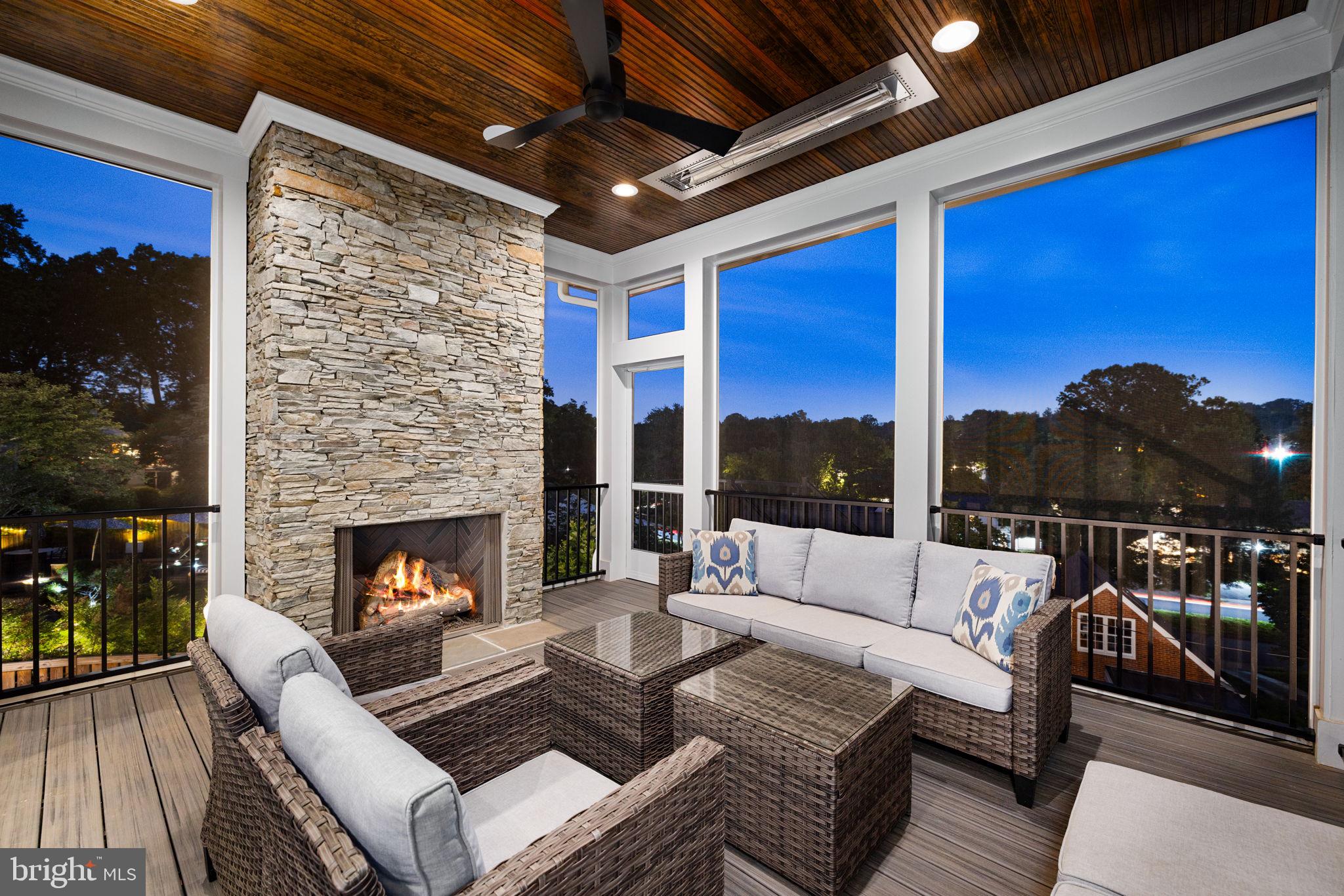 3433 N EDISON STREET