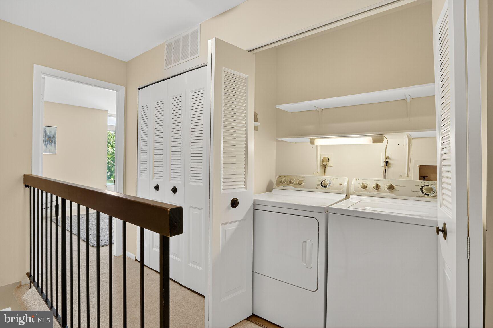 1729 S HAYES STREET 2