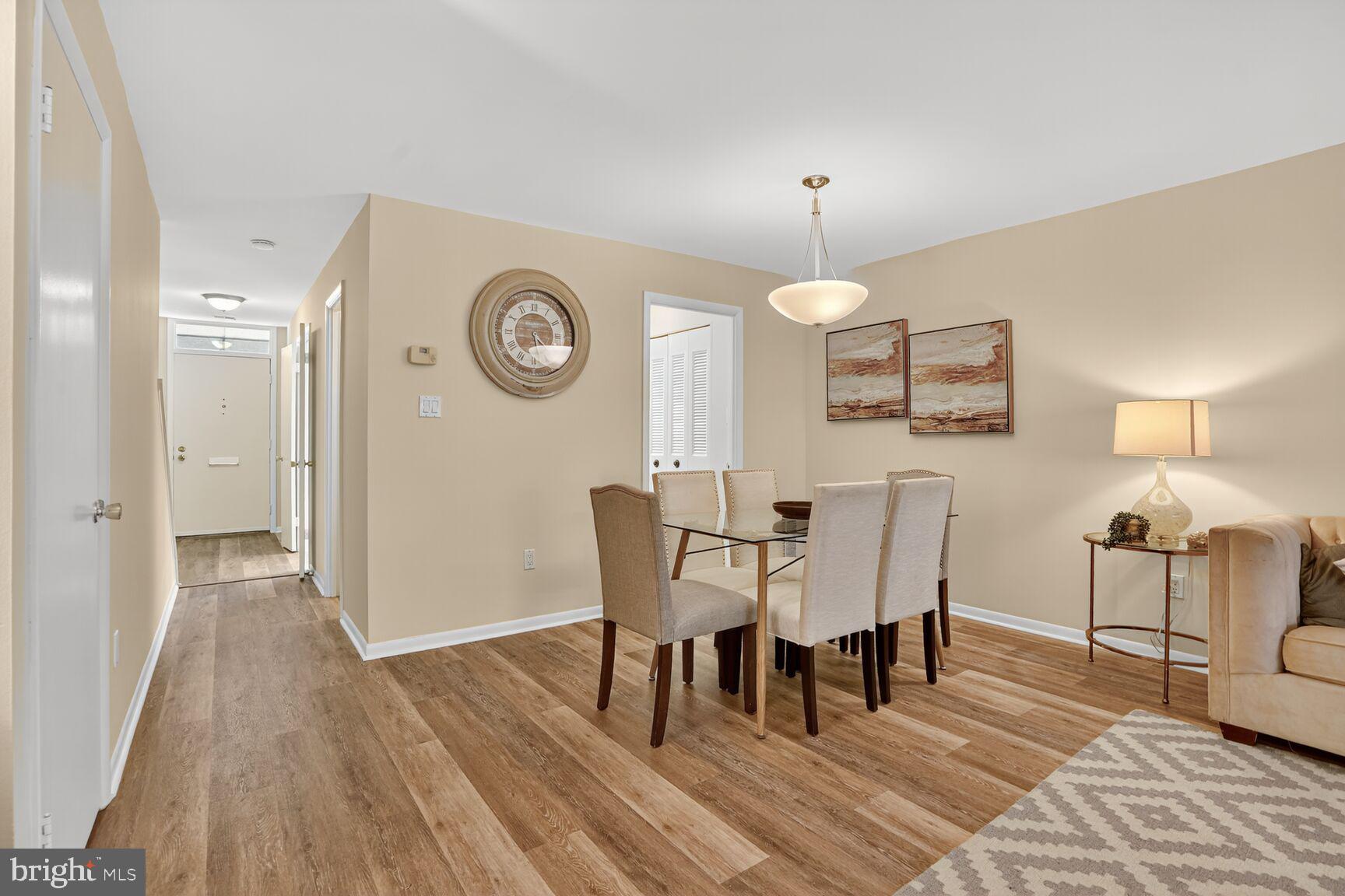 1729 S HAYES STREET 2