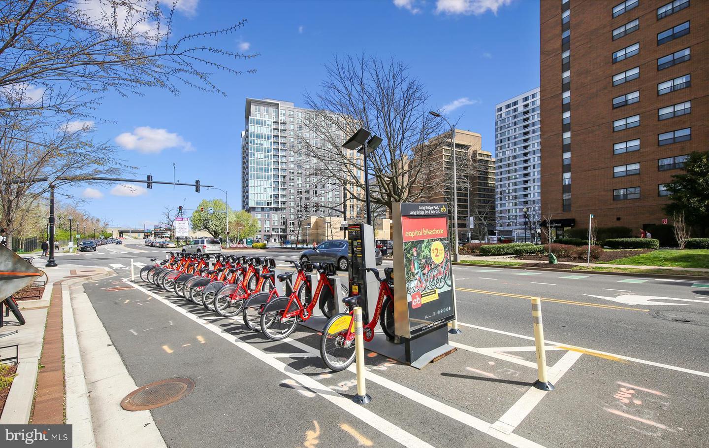 1729 S HAYES STREET 2