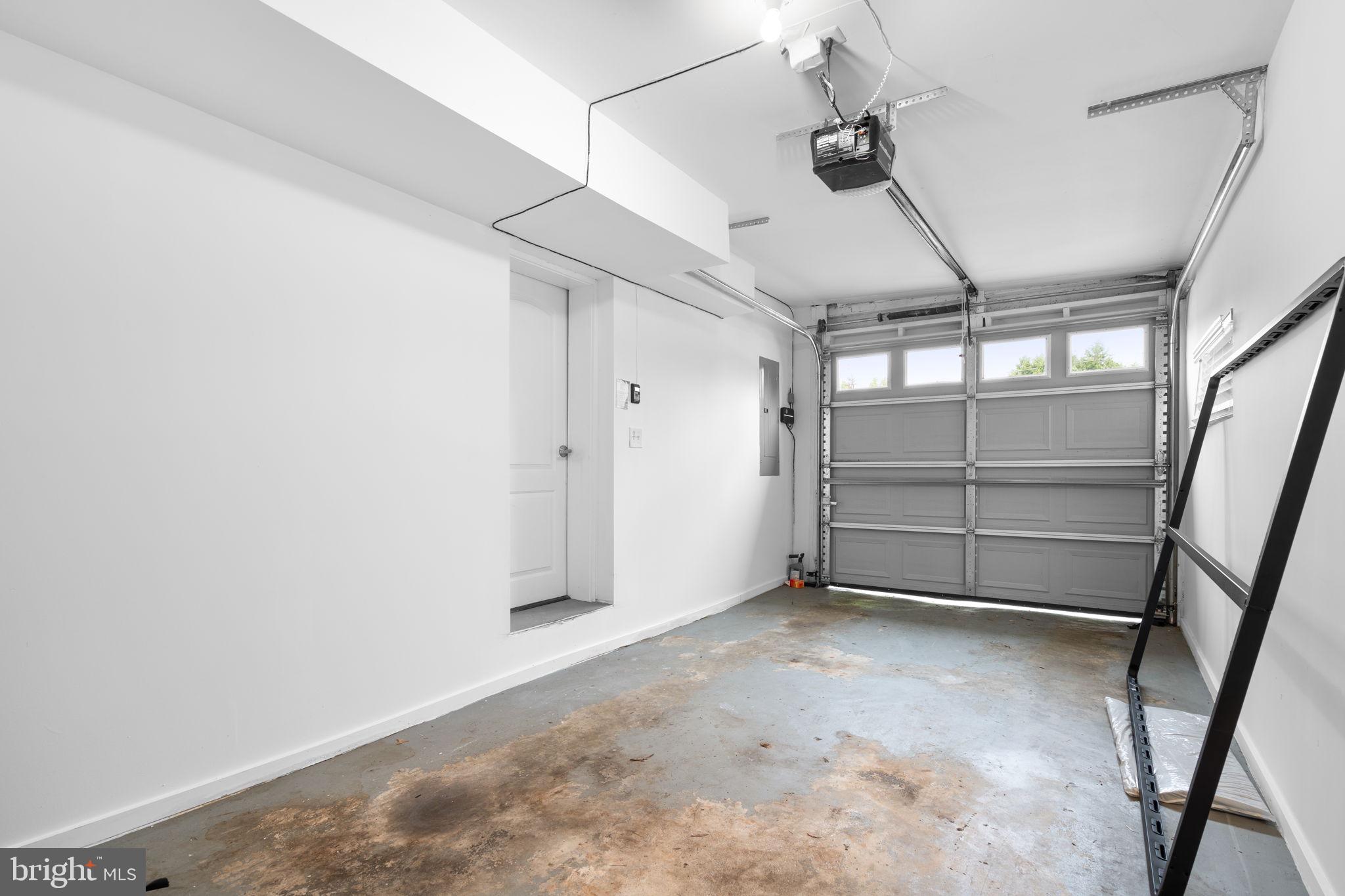 535 N GEORGE MASON DRIVE