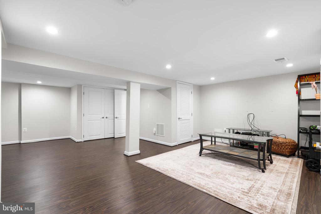 535 N GEORGE MASON DRIVE