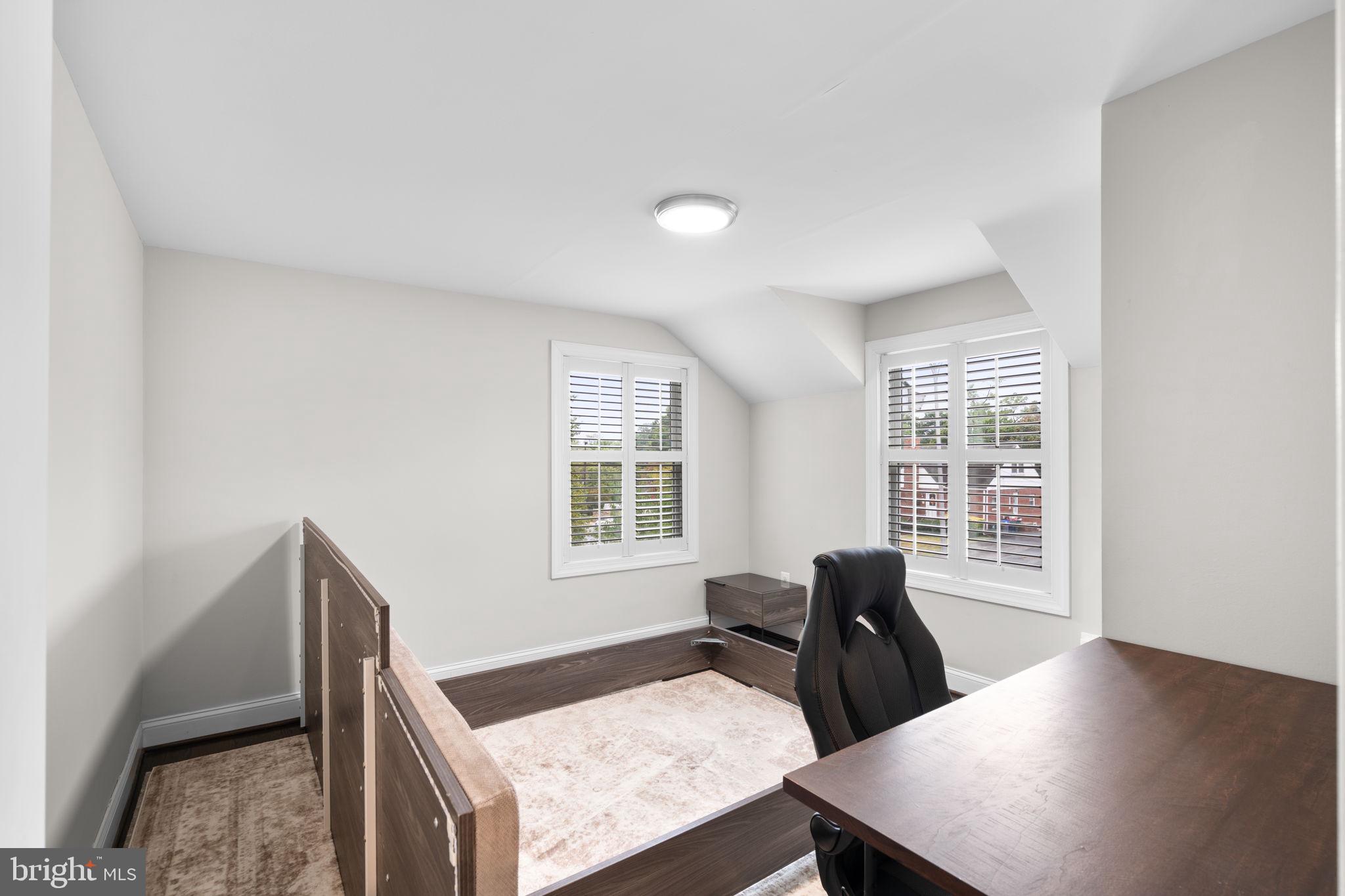 535 N GEORGE MASON DRIVE