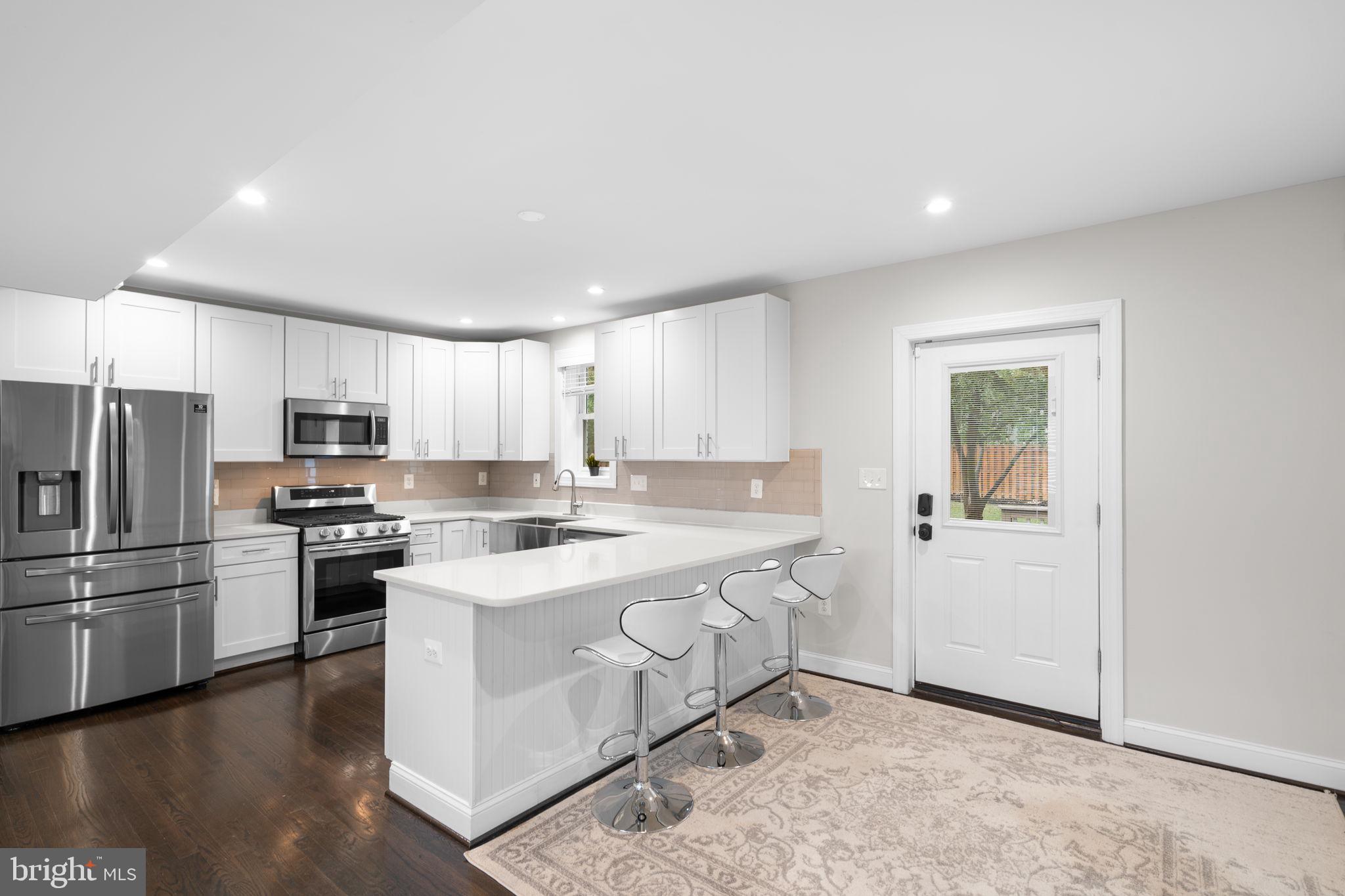 535 N GEORGE MASON DRIVE