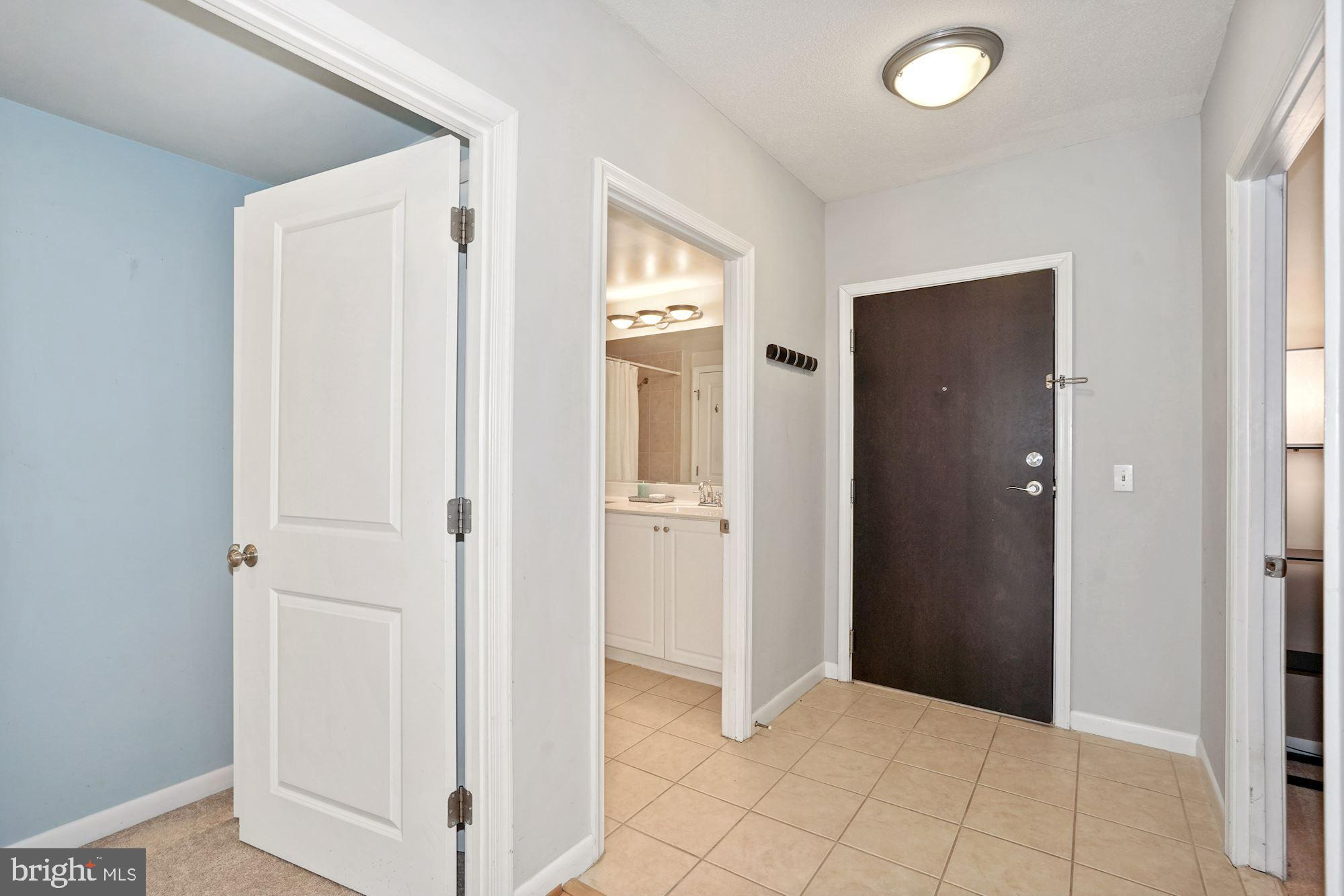 851 N GLEBE ROAD 1809